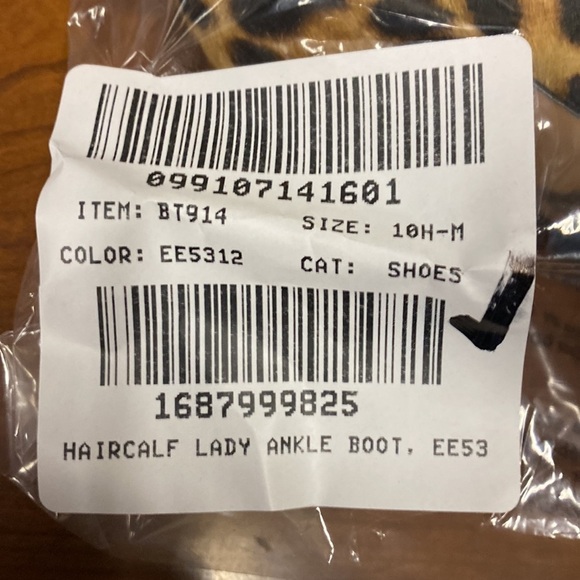 J Crew Pointed-toe ankle boots in leopard calf hair BT914 - Picture 5 of 5